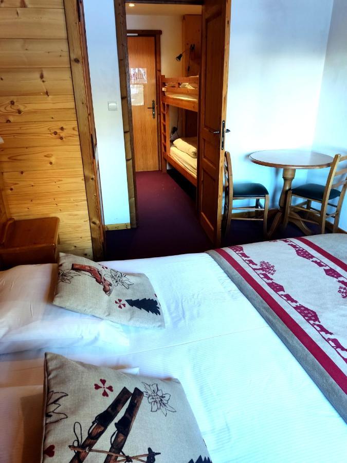 Epicea Lodge Hotel Et Camping プラローニャン・ラ・ヴァノワーズ エクステリア 写真