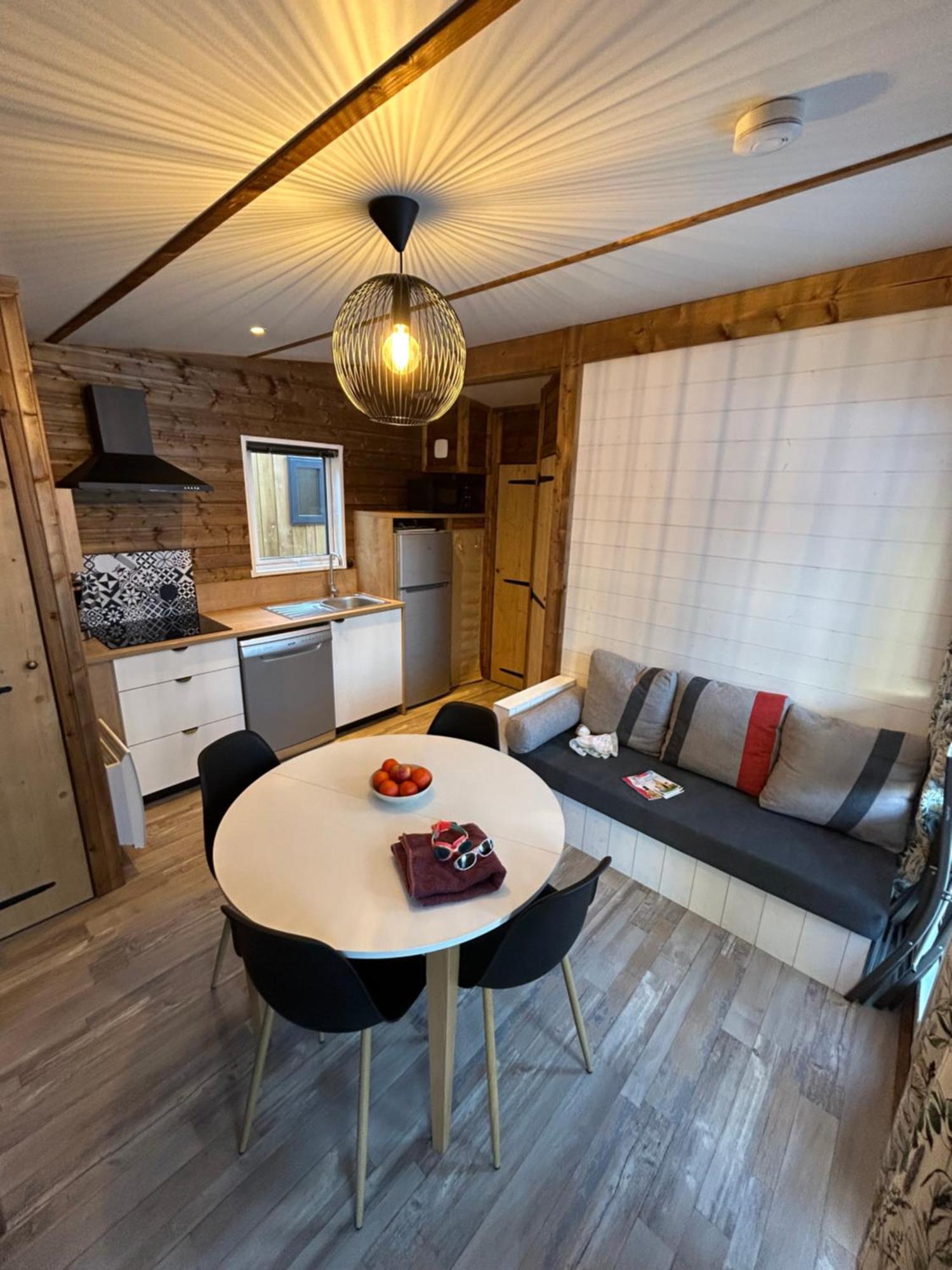 Epicea Lodge Hotel Et Camping プラローニャン・ラ・ヴァノワーズ エクステリア 写真