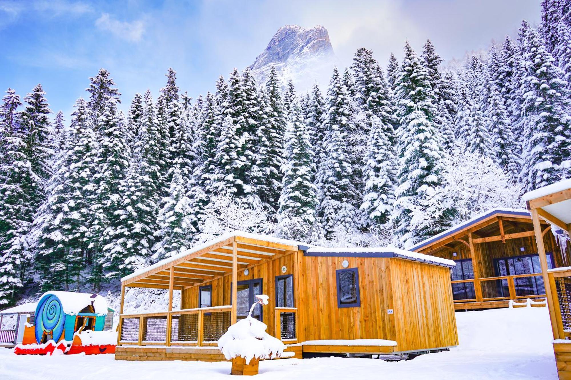 Epicea Lodge Hotel Et Camping プラローニャン・ラ・ヴァノワーズ エクステリア 写真