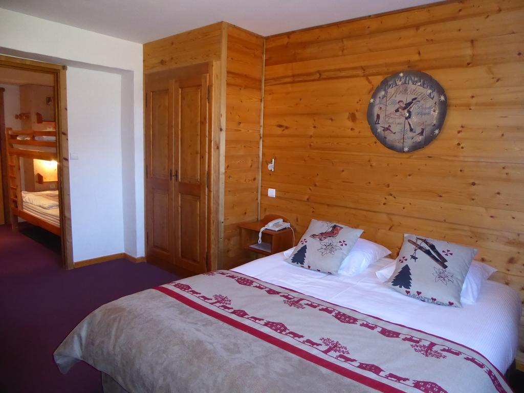 Epicea Lodge Hotel Et Camping プラローニャン・ラ・ヴァノワーズ 部屋 写真